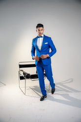 Abito taglio smoking blu Avion